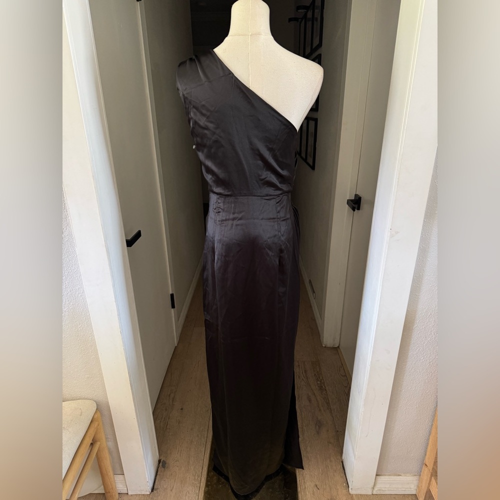 NEW | Petal & Pup | Nadia One Shoulder Maxi Dress in Black | Sz 6 - Picture 8 of 12